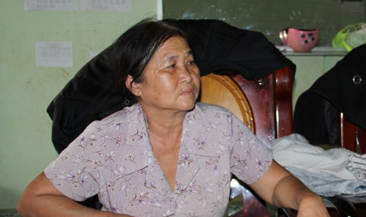 Bà Sông: “Mong cảnh sát làm việc hết mình để truy bắt hung thủ sát hại con tôi”. 
