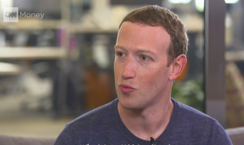 CEO Facebook - Mark Zuckerberg trong buổi trả lời phỏng vấn độc quyền của CNN. (Ảnh cắt từ clip)