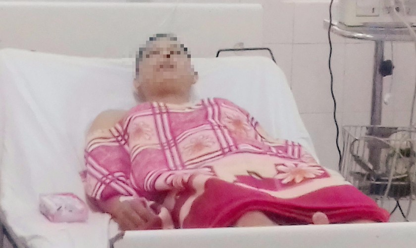 Đối tượng Lê Thành Tín khi được điều trị tại bệnh viện.