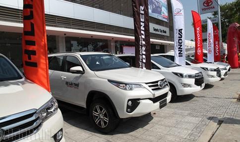 Hơn 400 xe Toyota miễn thuế từ Indonesia đã về cảng TP.HCM