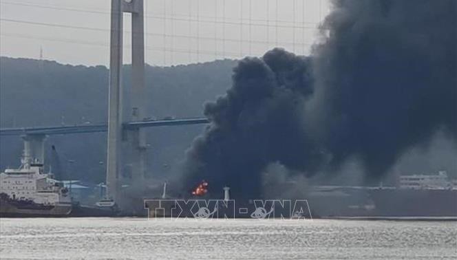 18 người bị thương trong vụ nổ tàu chở dầu tại Hàn Quốc,