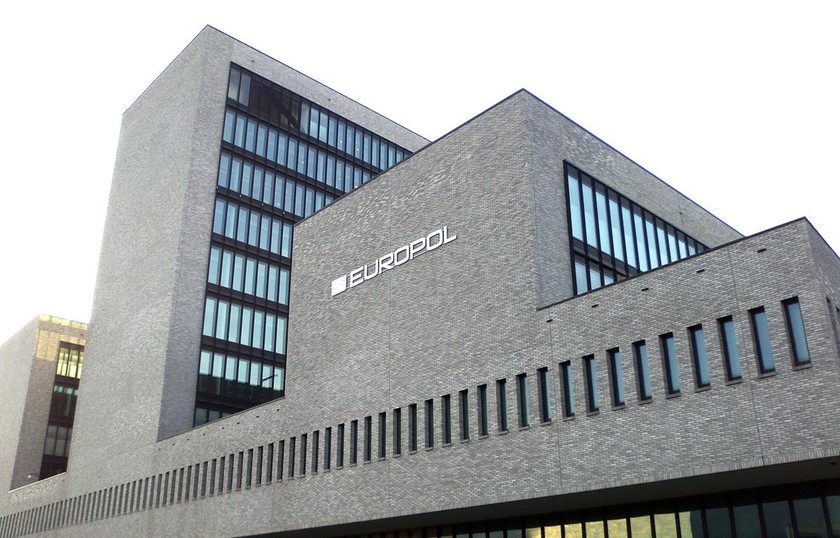 Europol xóa hàng chục nghìn thông tin cực đoan trên mạng xã hội