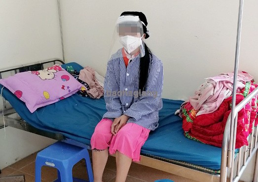Bệnh nhân số 268 đang điều trị tại  Bệnh viện Đa khoa huyện Đồng Văn .