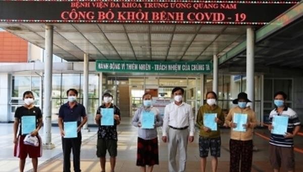 có 7 trường hợp tại Bệnh viện Đa khoa Trung ương Quảng Nam vừa được công bố khỏi bệnh.