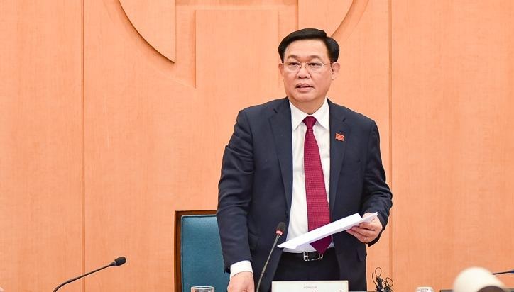 Bí thư Thành ủy Hà Nội Vương Đình Huệ chủ trì cuộc họp Ban Chỉ đạo chống dịch COVID-19.