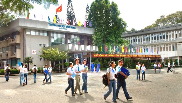 Trường Đại học Bách khoa Hà Nội đã tổ chức kỳ thi bổ sung bên cạnh xét tuyển từ kết quả kỳ thi tốt nghiệp THPT.