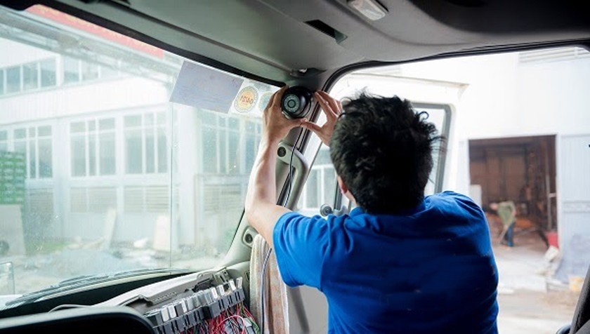 Từ 1/7/2021, xe kinh doanh vận tải khách phải lắp camera giám sát hành trình. (Ảnh minh họa)
