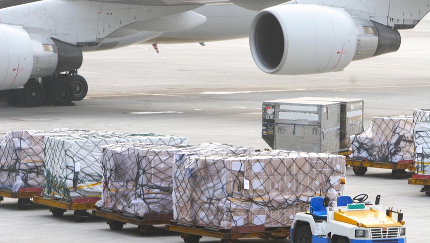  Người đề xuất thành lập IPP Air Cargo cho biết sẽ không cạnh tranh với các doanh nghiệp logistics nội, không lấn sân cạnh tranh vận chuyển hành khách với 4 hãng hàng không Việt. 
