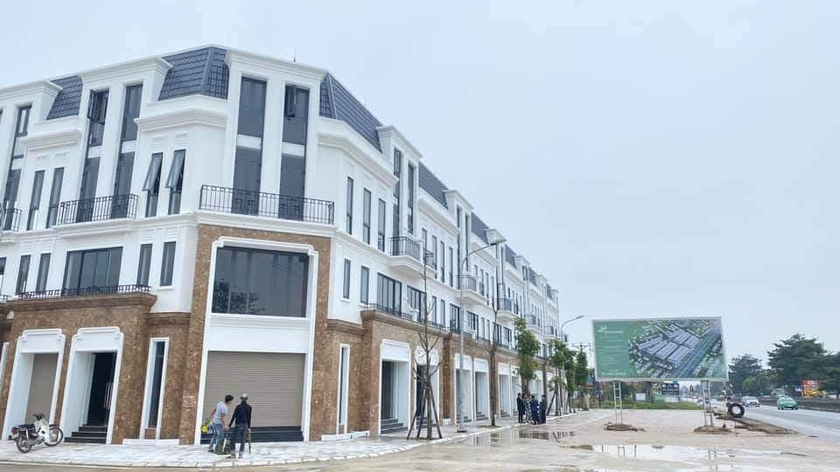 Khu đất dự án trung tâm thương mại được chuyển sang xây dựng Shophouse bán cho người dân đang gây nhiều tranh cãi tại Thanh Hóa.