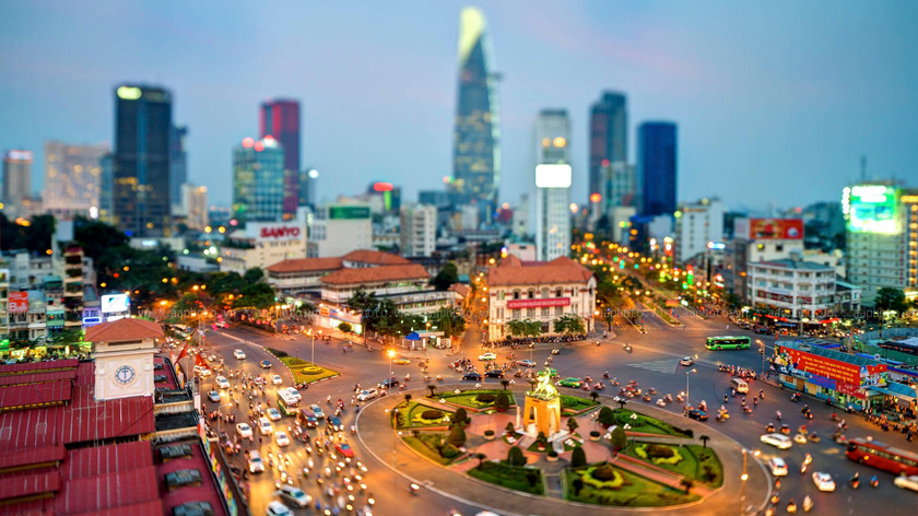 Mỗi năm TP. Hồ Chí Minh tăng thêm khoảng 200.000 người trong đó 2/3 là người dân nhập cư.