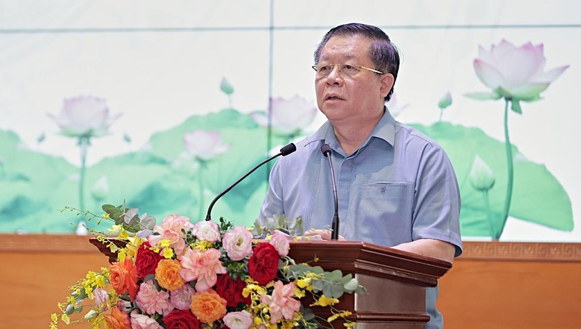 Bí thư Trung ương Đảng, Trưởng Ban Tuyên giáo Trung ương Nguyễn Trọng Nghĩa phát biểu.