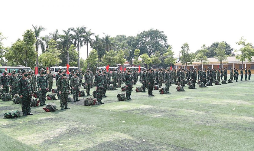 Lực lượng quân đội tham gia chống dịch