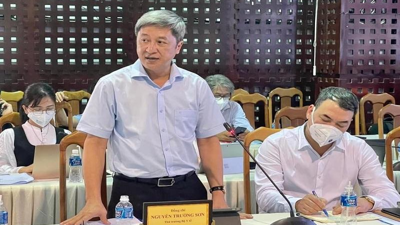 Thứ trưởng Nguyễn Trường Sơn phát biểu tại cuộc họp với BCĐ phòng chống dịch tỉnh Tây Ninh. Ảnh: Tấn Dũng 