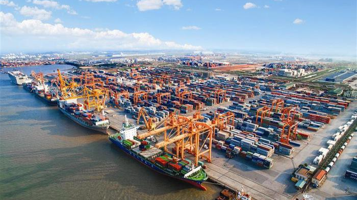 Các hiệp hội, doanh nghiệp và Cục Đường thủy nội địa Việt Nam đã nhiều lần kiến nghị về việc giảm phí hạ tầng cảng biển.