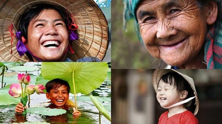 Người dân Việt Nam sống lạc quan, yêu đời.