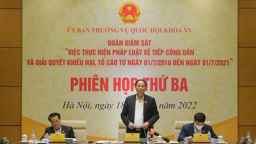 Phó Chủ tịch Quốc hội Trần Quang Phương đề nghị các thành viên Đoàn Giám sát cần có sự chuẩn bị kỹ lưỡng, từ sớm, từ xa, có định hướng, trọng tâm, trọng điểm. 
