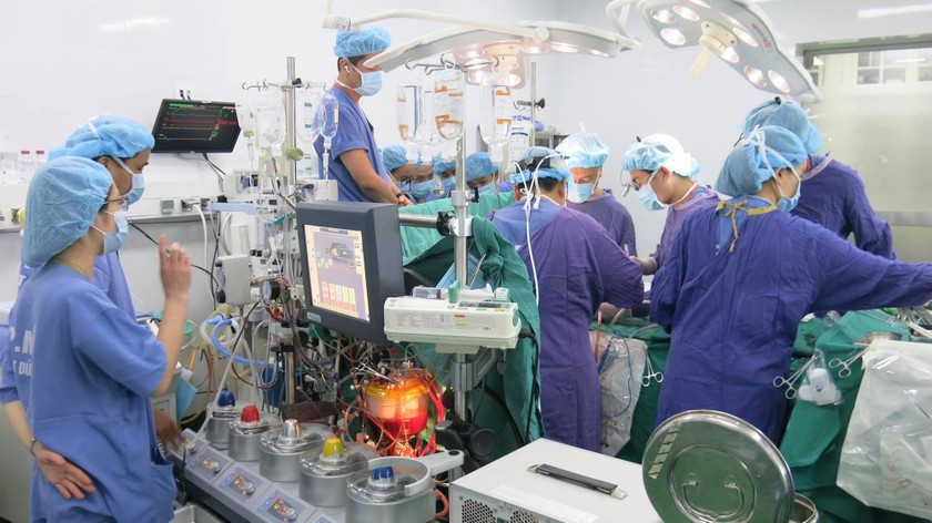 Một ca ghép tạng được thực hiện tại Bệnh viện Việt Đức, Hà Nội.