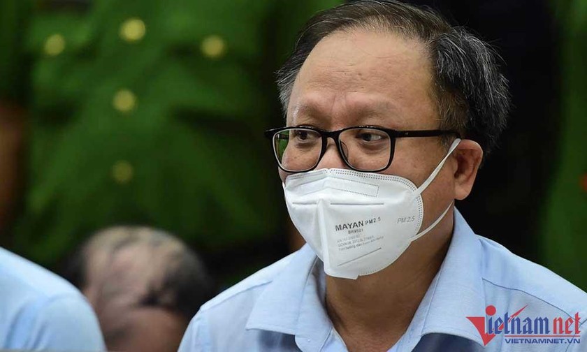 Ông Tất Thành Cang trong phiên phúc thẩm vì bán rẻ 9 triệu cổ phần cho Công ty Nguyễn Kim