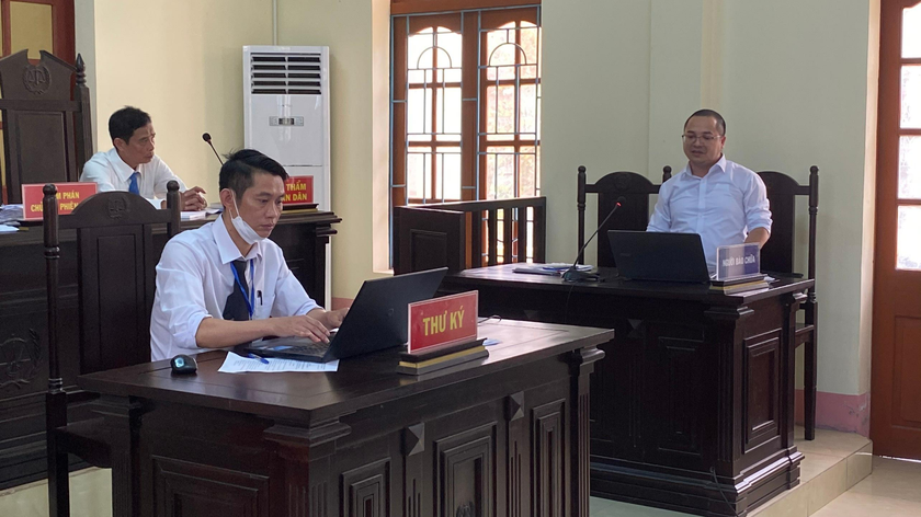 Tại phiên tòa sơ thẩm, Luật sư Đinh Duy Hải nhiều lần đề nghị làm rõ dấu hiệu bỏ lọt tội phạm trong vụ án.