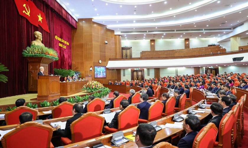  Trong bài phát biểu bế mạc Hội nghị Trung ương 6 Tổng Bí thư Nguyễn Phú Trọng khẳng định, Ban Chấp hành Trung ương thống nhất cao cho rằng: Đổi mới phương thức lãnh đạo của Đảng là một nội dung quan trọng của công tác xây dựng, chỉnh đốn Đảng.