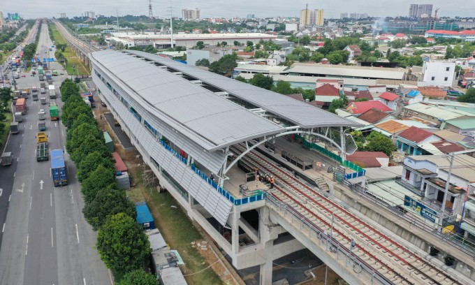 Ga trên cao Khu công nghệ cao, tuyến metro Bến Thành - Suối Tiên, tháng 9/2022.