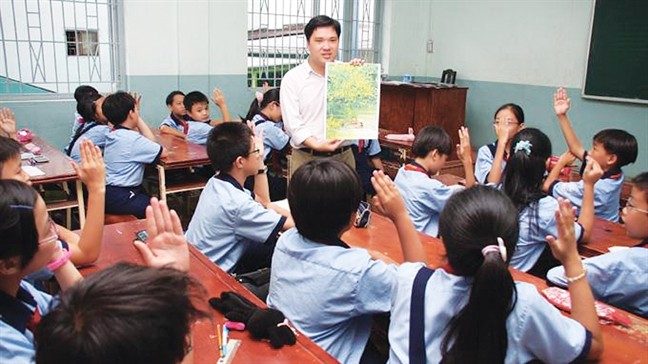Một buổi dạy Giáo dục công dân của thầy giáo Trần Tuấn Anh (Trường THCS Bạch Đằng, quận 3, TP HCM).