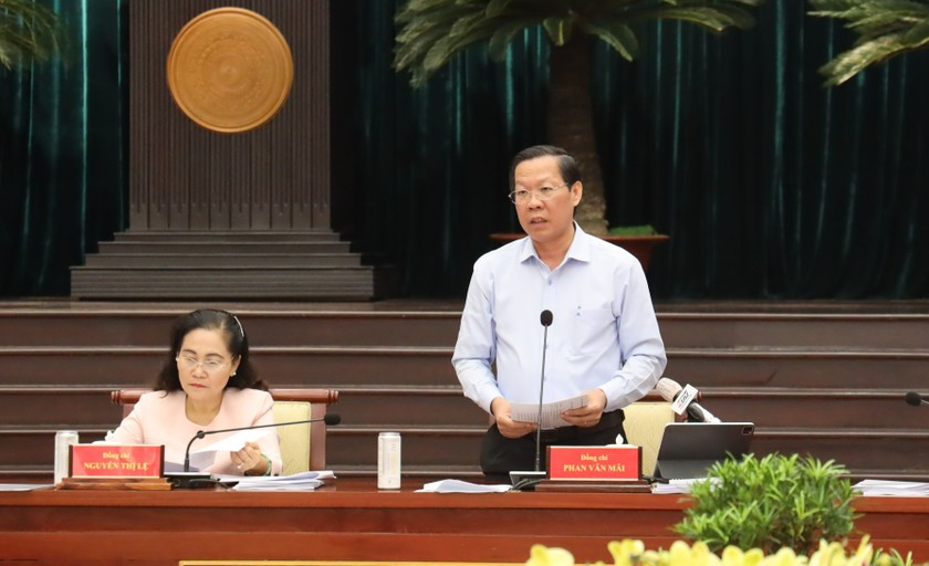 Ông Phan Văn Mãi phát biểu tại Hội nghị.