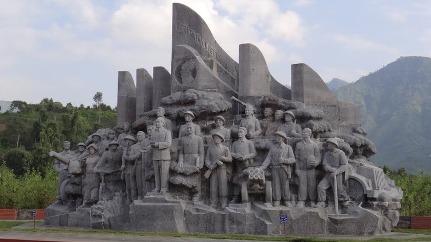  Cụm tượng đài Chiến thắng Mường Phăng. (Ảnh internet)