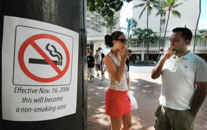 Nhiều điểm du lịch tại Mỹ đã “nói không” với khói thuốc từ lâu. (Nguồn: Orange County Register)