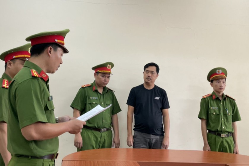 Công bố lệnh bắt tạm giam với Ngô Tấn Đạt. 