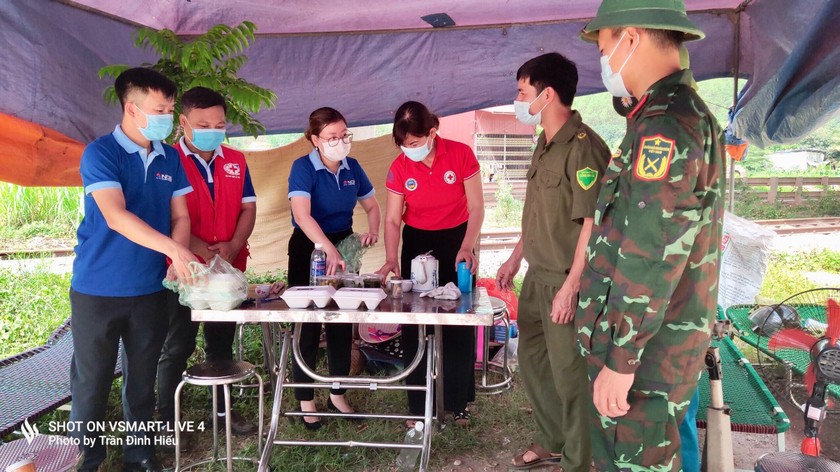 Hội Chữ thập đỏ tỉnh Bắc Giang hỗ trợ tích cực trong công tác phòng, chống dịch Covid 19