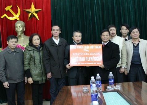 Chương trình “Chung tay xóa nghèo pháp luật” đến với huyện Yên Dũng, Bắc Giang