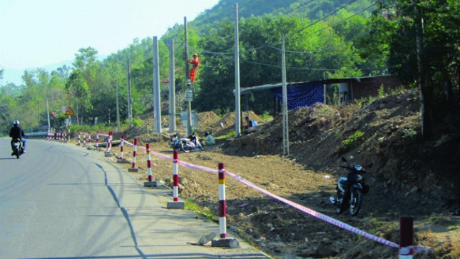Di dời lưới điện phục vụ Dự án mở rộng QL1A đoạn qua Khánh Hòa
