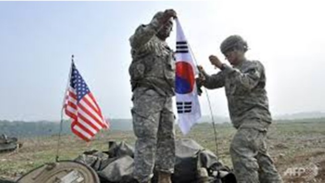 Binh lính Mỹ - Hàn trong một cuộc tập trận chung ở Yeoncheon, phía Đông Bắc Seoul