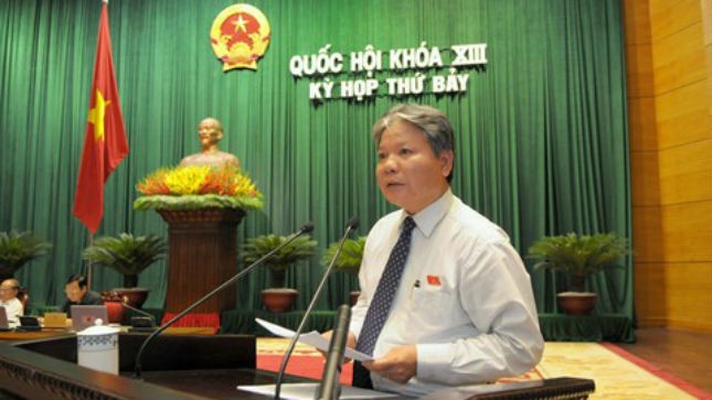 Bộ trưởng Bộ Tư pháp Hà Hùng Cường trình bày Tờ trình Dự án Luật THADS