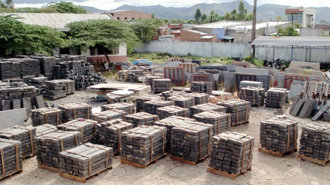 Một số thương nhân trong nước bị cáo buộc làm “bình phong” cho đá granit Trung Quốc “rửa nguồn”. Ảnh chỉ có tính minh hoạ