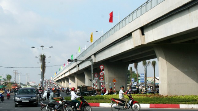 Cầu Hóa An mới bắc qua sông Đồng Nai vừa được khánh thành sáng 4/7. Ảnh: T.P