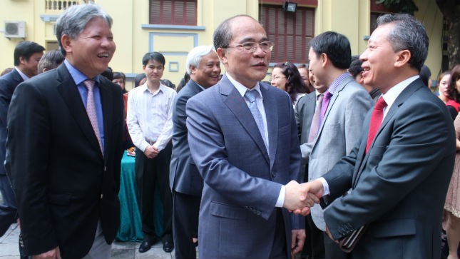 Tổng Biên tập Báo tiếp đón Chủ tịch Quốc hội Nguyễn Sinh Hùng
