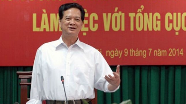 Thủ tướng Nguyễn Tấn Dũng trong buổi  làm việc với Tổng cục Thuế