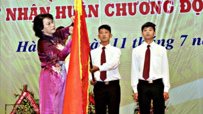 Phó Chủ tịch Quốc hội Nguyễn Thị Kim Ngân trao Huân chương Độc lập hạng Nhì  cho Kiểm toán Nhà nước