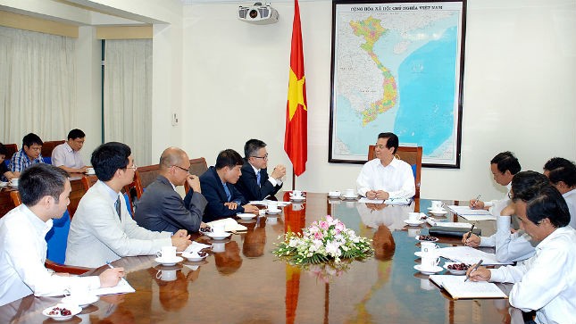 Thủ tướng Nguyễn Tấn Dũng thân mật tiếp Giáo sư Ngô Bảo Châu và Nhóm đối thoại giáo dục
