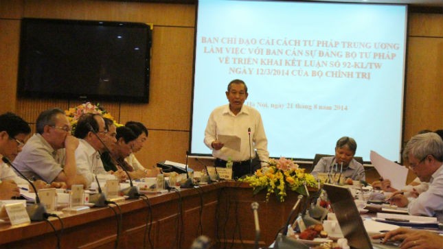 Chánh án Tòa án nhân dân Tối cao Trương Hòa Bình phát biểu tại buổi làm việc