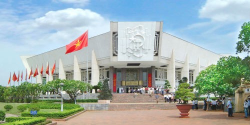 Toàn cảnh Bảo tàng Hồ Chí Minh tại Hà Nội