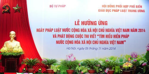 Lễ hưởng ứng Ngày Pháp luật nước CHXHCN Việt Nam năm 2014 và phát động Cuộc thi viết Tìm hiểu Hiến pháp 2013
