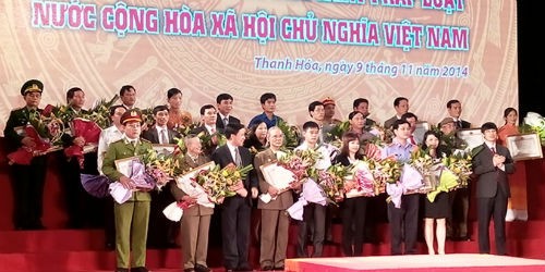 UBND tỉnh Thanh Hóa tặng Bằng khen cho cá nhân, tổ chức có thành tích