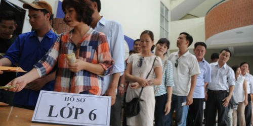 Tuyển sinh lớp 6 tại Hà Nội: Lãnh đạo thành phố cũng bị “hun nóng”