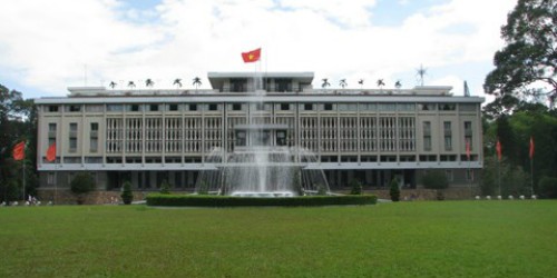 Bia tưởng niệm chiến sỹ Biệt động Sài Gòn sẽ được xây dựng trong khuôn viên Dinh Độc Lập. Minh họa nguồn Internet