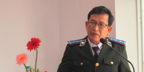 Ông Phan Doãn Dũng, Chi cục trưởng Thi hành án dân sự Sơn Hòa