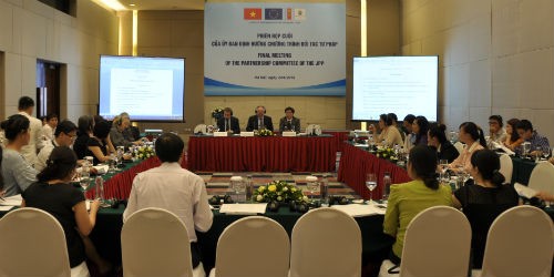 Hỗ trợ tích cực cho quá trình cải cách tư pháp của Việt Nam