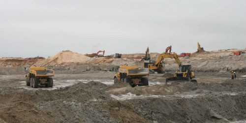 Dự án khai thác mỏ sắt lớn nhất Đông Nam Á “đắp chiếu” vì khát vốn